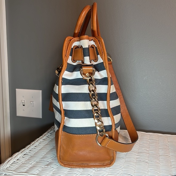🔥SAT/SUN SPECIAL ONLY 
Michael Kors Hamilton Stripe Bag - Picture 4 of 13